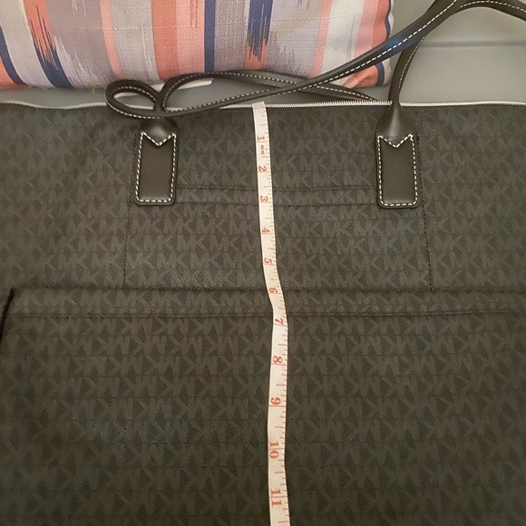 Sold!!! - Picture 3 of 10